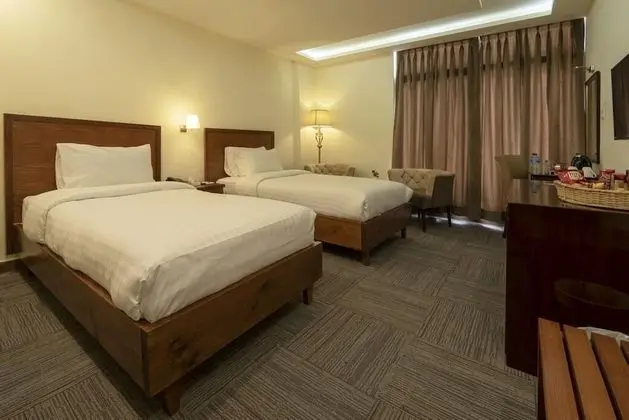 Deluxe Valley View Room