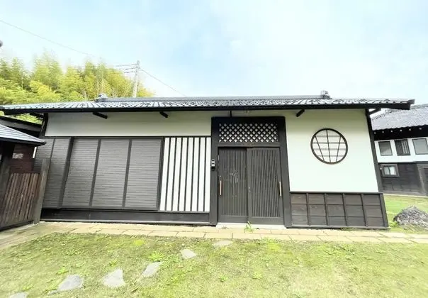 Basic Villa, Sigara İçilmez