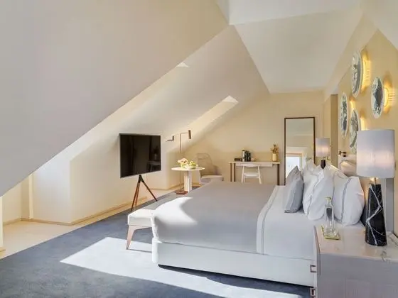 Deluxe Tek Büyük veya İki Ayrı Yataklı Oda