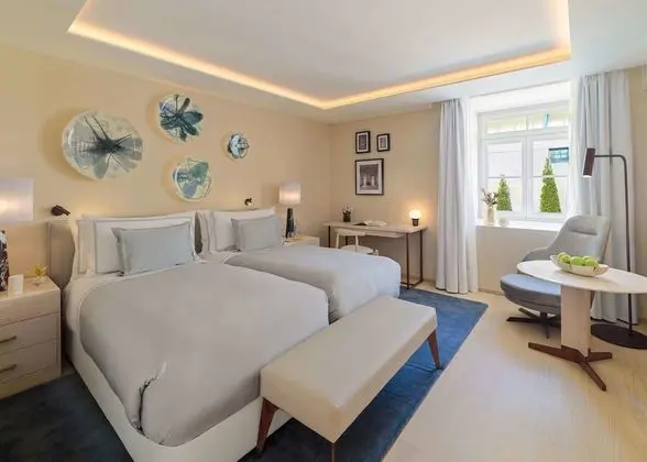 Deluxe Tek Büyük veya İki Ayrı Yataklı Oda