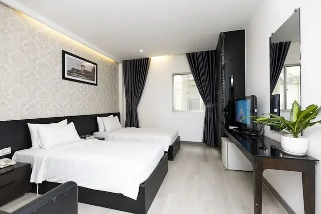 Deluxe Tek Büyük veya İki Ayrı Yataklı Oda, Küvet (with Window)