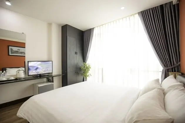 Premium Tek Büyük Yataklı Oda, Şehir Manzaralı