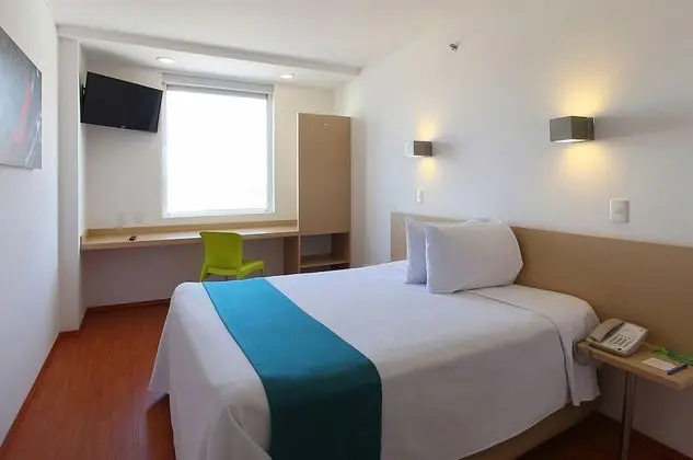 Superior Oda, 1 Büyük (Queen) Boy Yatak