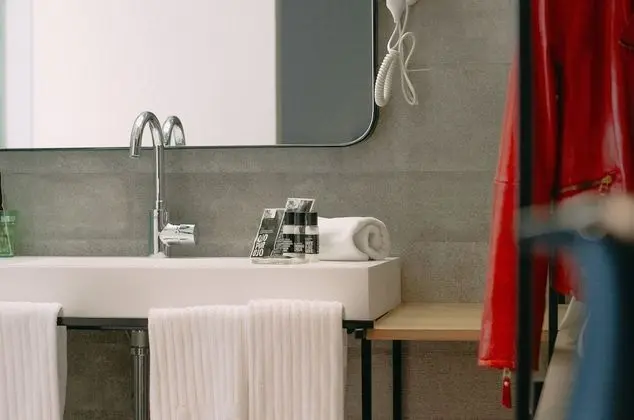 Executive Oda, Balkon, Kule