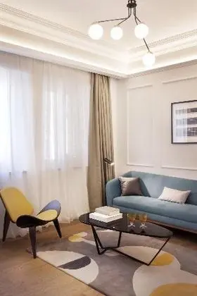 JUNIOR SUITE