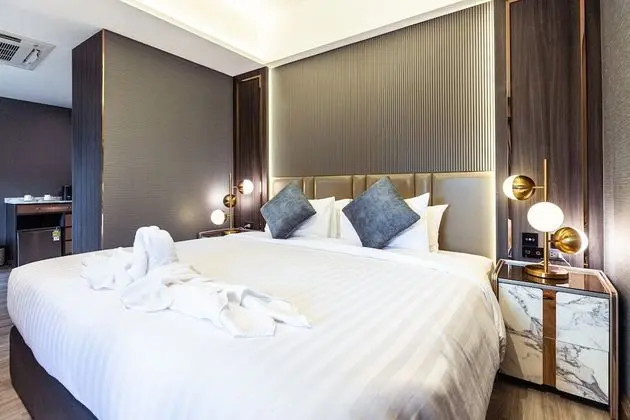 Deluxe Tek Büyük Yataklı Oda