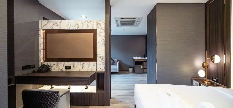Deluxe Tek Büyük Yataklı Oda
