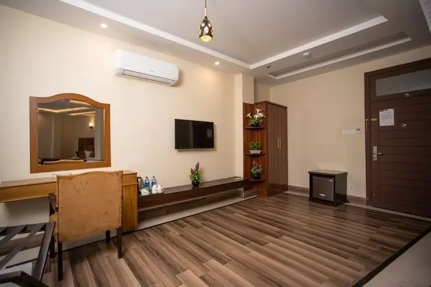 Deluxe Tek Büyük Yataklı Oda