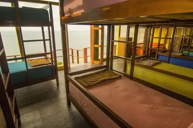 Ortak Ranzalı Oda, Karma Ranzalı Oda