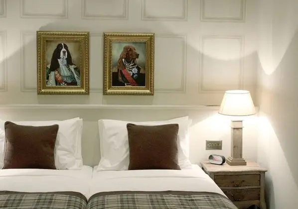 Tek Büyük veya İki Ayrı Yataklı Oda