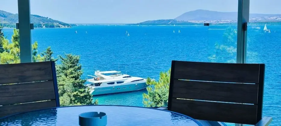 Deluxe Üç Kişilik Oda