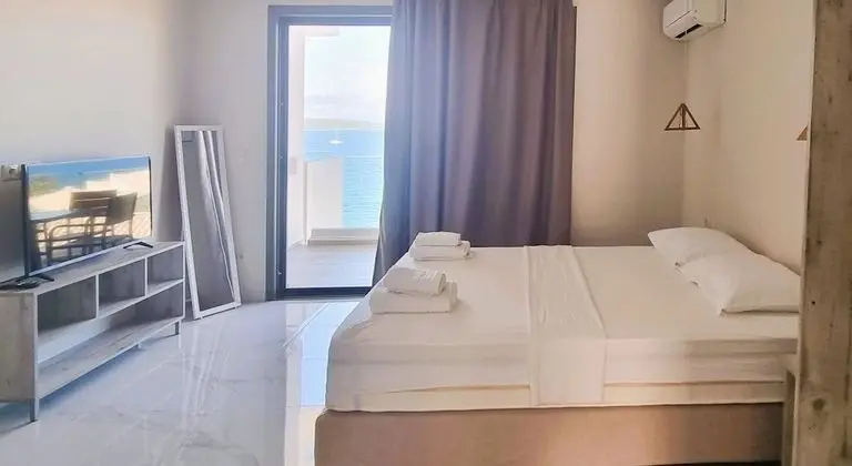 Deluxe Üç Kişilik Oda