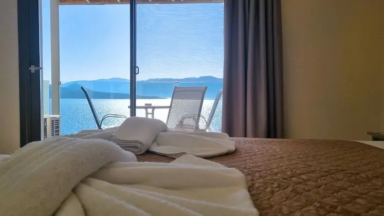 Deluxe Üç Kişilik Oda