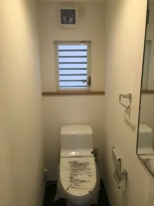 Ortak Ranzalı Oda, Sadece kadınlar için, Sigara İçilmez, Ortak Banyo (3rd Floor)