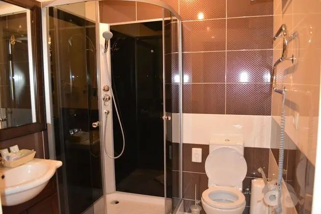 Standard Tek Büyük veya İki Ayrı Yataklı Oda