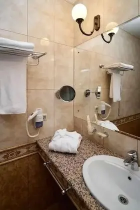 Standard Tek Büyük veya İki Ayrı Yataklı Oda