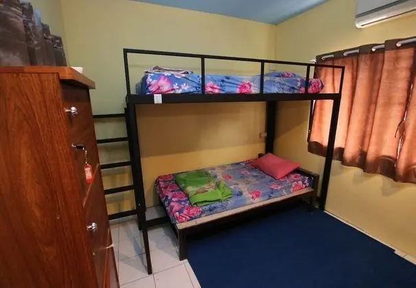 Mixed Dormitory with Air-Conditioner