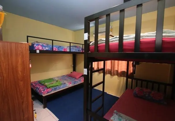 Mixed Dormitory with Air-Conditioner