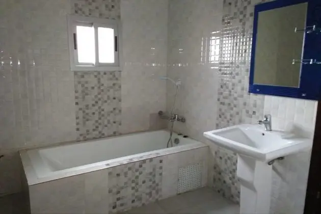 Süit, 1 En Büyük (King) Boy Yatak, Sigara İçilmez