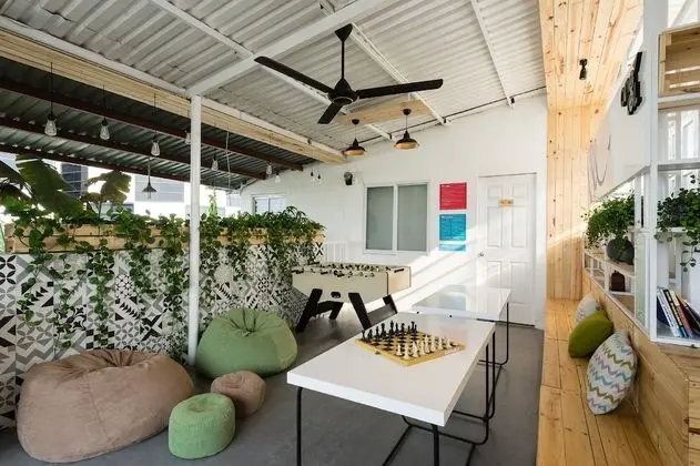 Basic Ortak Ranzalı Oda, Sadece kadınlar için, Veranda, Şehir Manzaralı