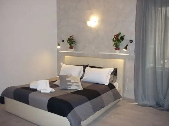 Tek Büyük Yataklı Oda, Avlu Manzaralı