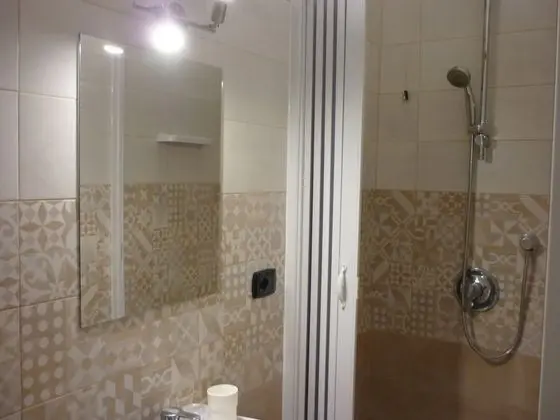Tek Büyük Yataklı Oda, Avlu Manzaralı