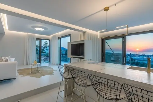 Villa, Kişiye Özel Havuzlu, Deniz Manzaralı (Serenity, Indoor Spa Tub)