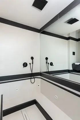 Villa, Kişiye Özel Havuzlu, Deniz Manzaralı (Serenity, Indoor Spa Tub)
