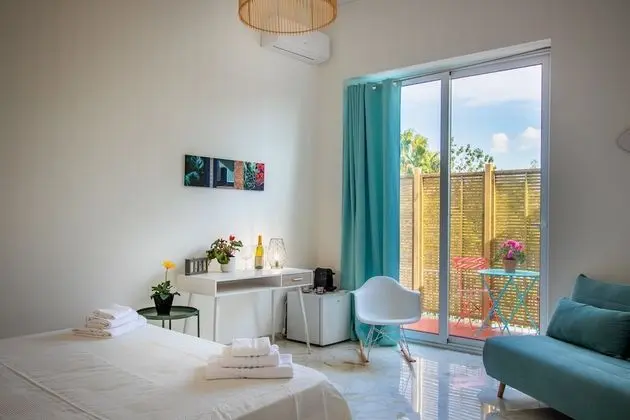 Family Oda, Balkon, Bahçe Manzaralı