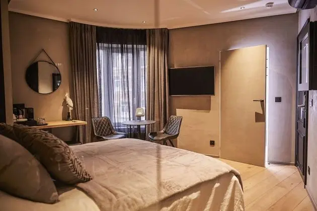 Comfort Oda, 1 Büyük (Queen) Boy Yatak, Sigara İçilmez, Şehir Manzaralı