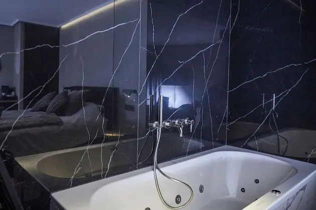 Comfort Oda, 1 Büyük (Queen) Boy Yatak, Sigara İçilmez, Şehir Manzaralı