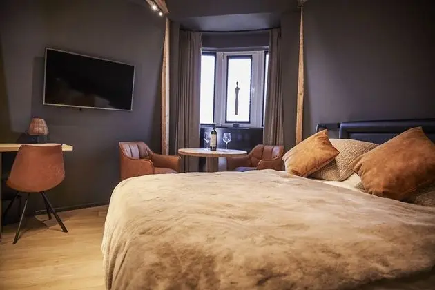Design Oda, 1 Büyük (Queen) Boy Yatak, Sigara İçilmez, Şehir Manzaralı