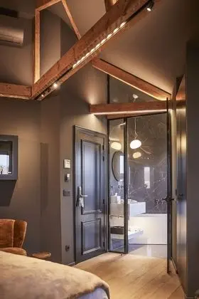 Design Oda, 1 Büyük (Queen) Boy Yatak, Sigara İçilmez, Şehir Manzaralı
