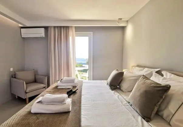 Queen Suite Sea View