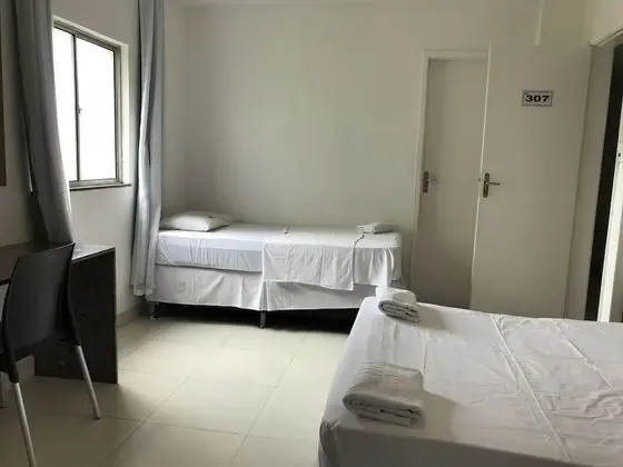Üç Kişilik Oda