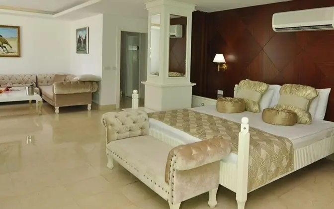 Standart Aile Odası