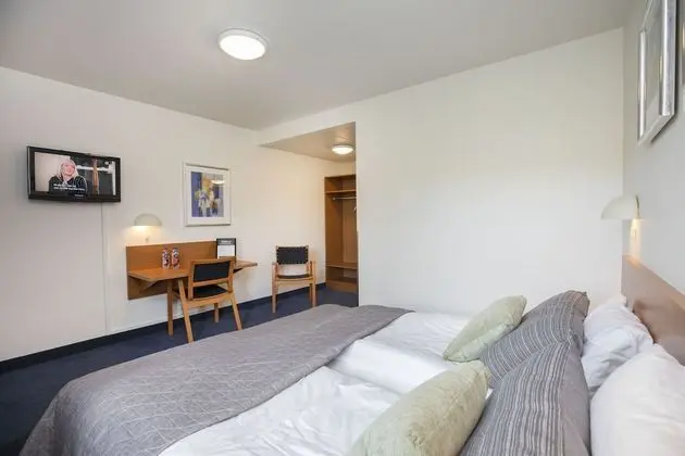 Tek Büyük veya İki Ayrı Yataklı Oda