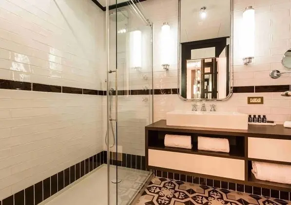 Deluxe Room Balcony, Single Use