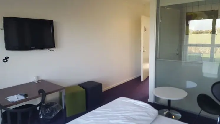 Basic Tek Büyük Yataklı Oda