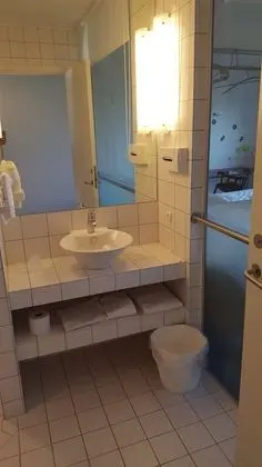 Basic Tek Büyük Yataklı Oda