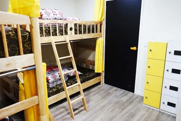 Ortak Ranzalı Oda, Sadece kadınlar için (8 persons)