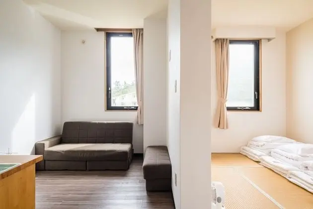Basic Oda, Sigara İçilmez (Japanese-Western, 4 Occupants)