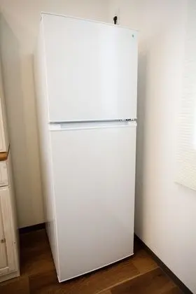 Ev (8 people, OR-4)