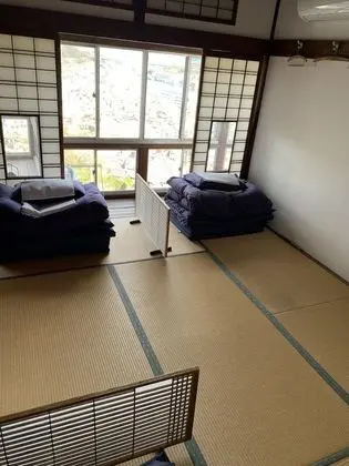 Oda, Sigara İçilmez (6 Tatami mats, 2nd Floor)