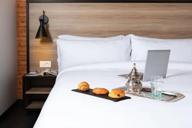 Standard Oda, 1 Büyük (Queen) Boy Yatak