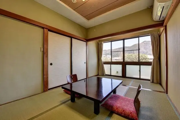 Traditional Oda, Sigara İçilmez (PrivateToilet, SharedBathroom,6Tatami)