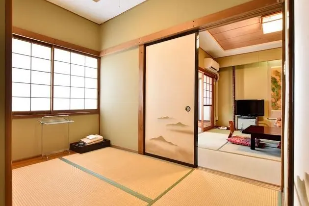 Traditional Oda, Sigara İçilmez (PrivateToilet, SharedBathroom,8Tatami)