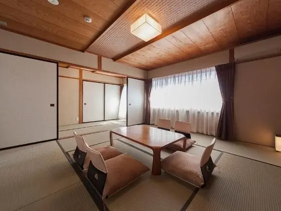 Traditional Oda (Japanese Style, for 5 People)