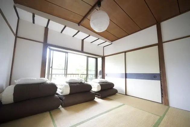 Traditional Üç Kişilik Oda (Japanese Style)