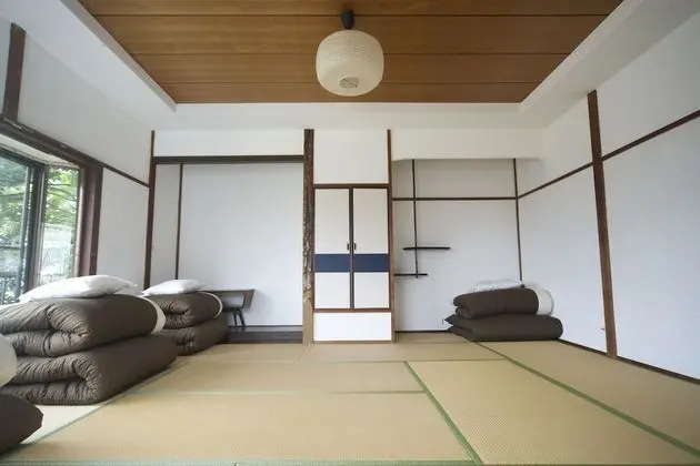 Traditional Üç Kişilik Oda (Japanese Style)